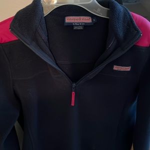 Vineyard vine pullover